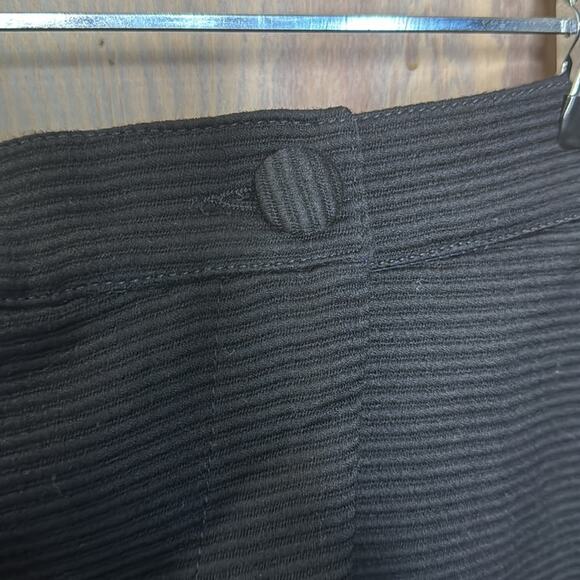 Vintage NWT Umberto Ginocchietti Midi Black Skirt - Picture 3 of 7